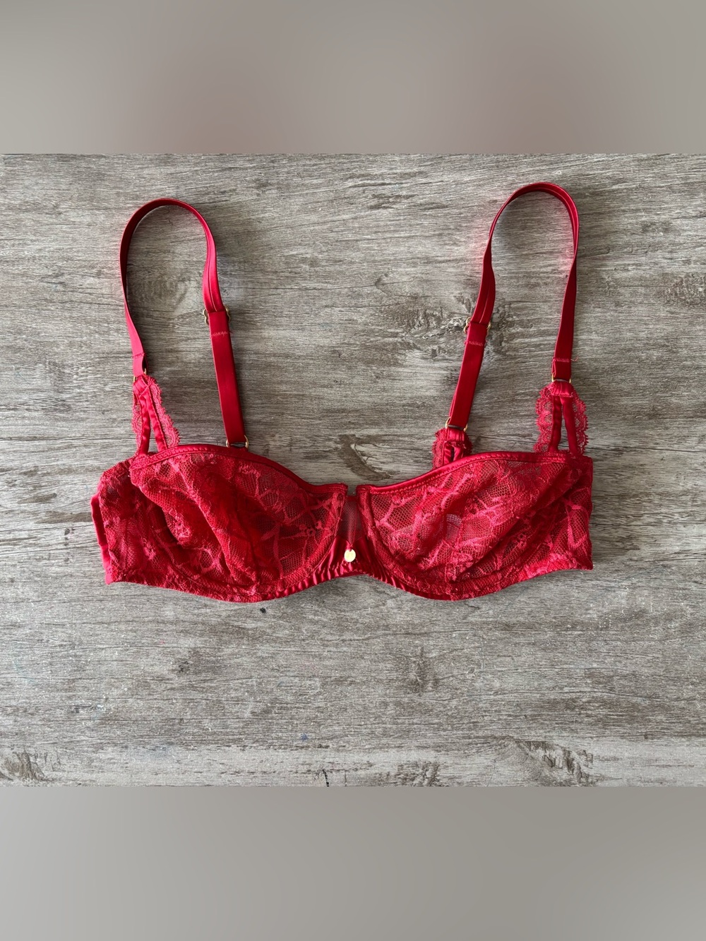 Chantelle Bra Red Segur Lace Underwire Sheer Womens 34B Romantic Coquette